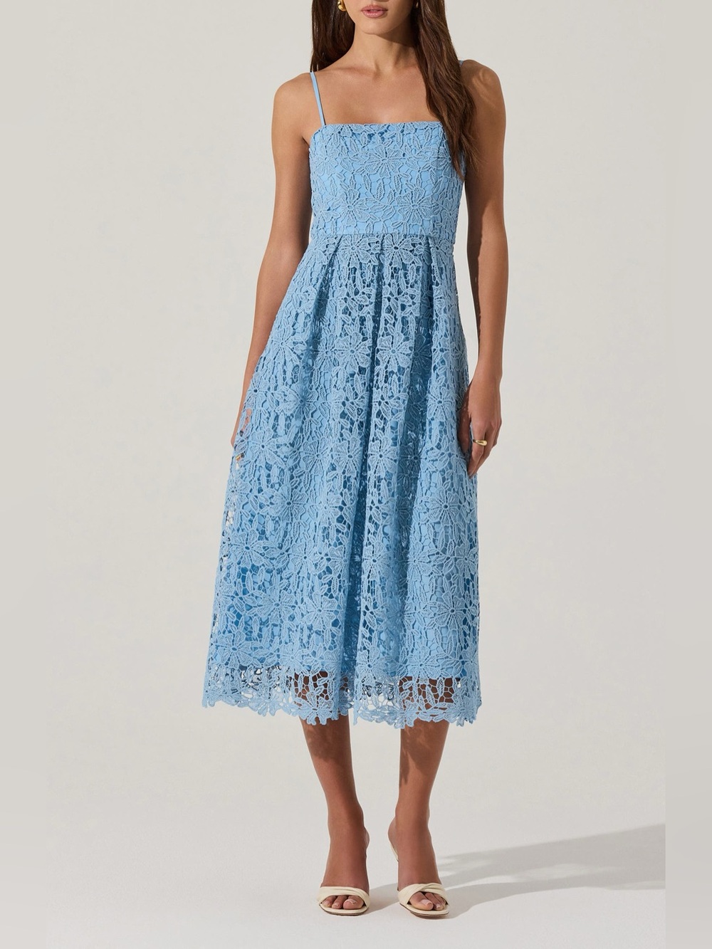 ASTR Floral Lace Dress Size M Nwot